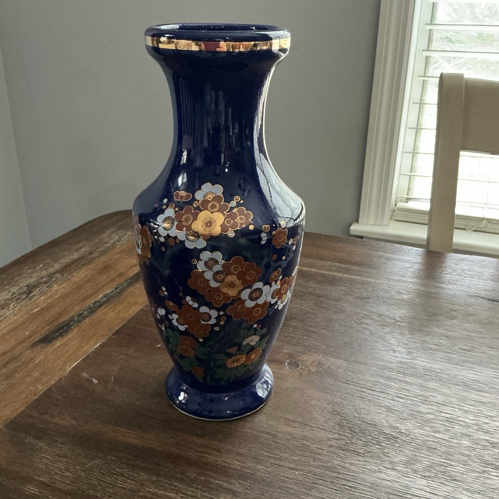 VTG Japanese Cobalt Blue Floral Vase with Gold Trim – 10" Hand-Painted Porcelain